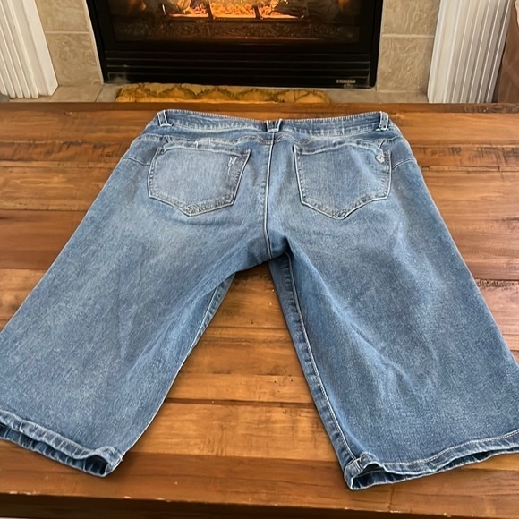 democracy jean shorts - Picture 2 of 7